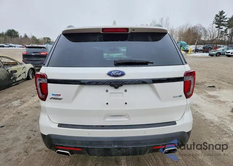 2016 Ford Explorer Sport z USA, uszkodzony, nr VIN 1FM5K8GT2GGA31276